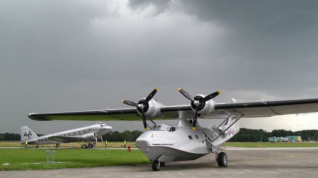 PH-PBY — - Consolidated PBY-5A (PH-PBY) and KLM Douglas DC-2 (PH-AJU)at Volkel Air Base, The Netherlands during the Air Force Open Days, July 2007.