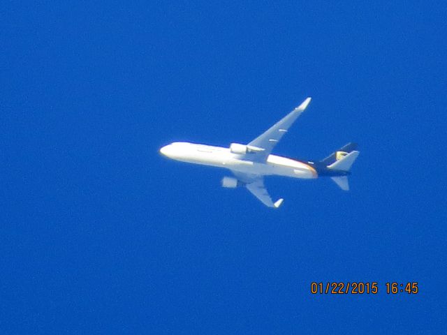 BOEING 767-300 (N327UP) - UPS flight 2932 from CAE to ONT over Southeastern Kansas at 32,000 feet.