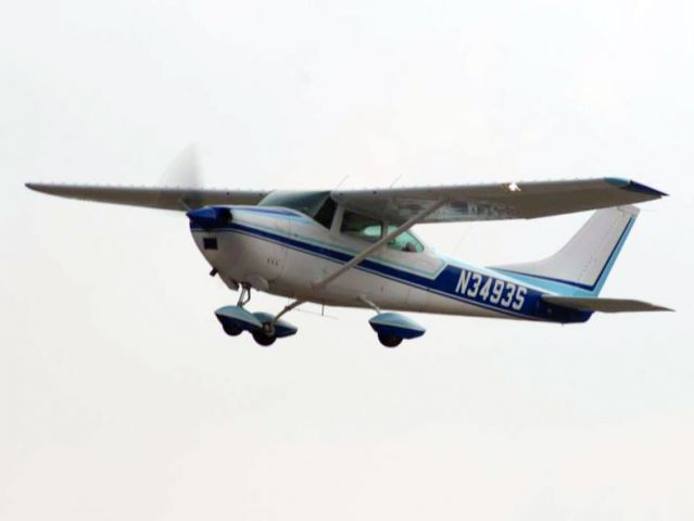 Cessna Skylane (N3493S) - The Skylane is a great personal travel aircraft.