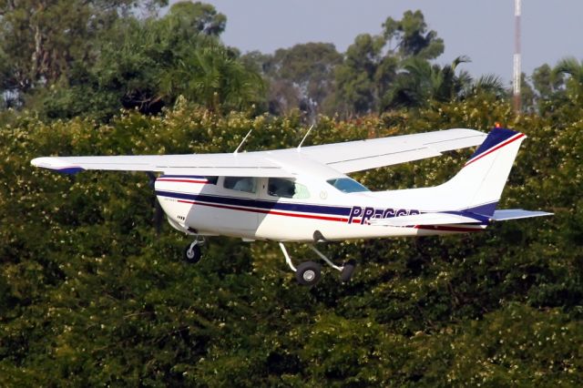 Cessna Centurion (PR-CSD)