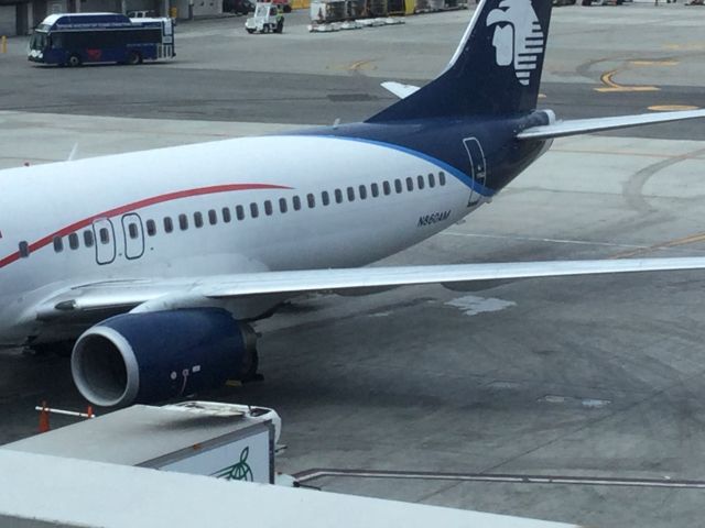 Boeing 737-700 (N860AM) - The Boeing 737-800 enjoying its service before its returning flight back to Mexico. 