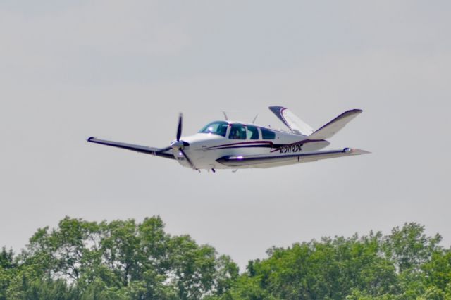 Beechcraft 35 Bonanza (N2032E)