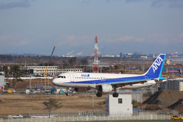 Airbus A320 (JA8395)