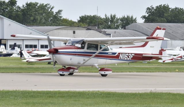 Cessna Skyhawk (N1163F) - Airventure 2017