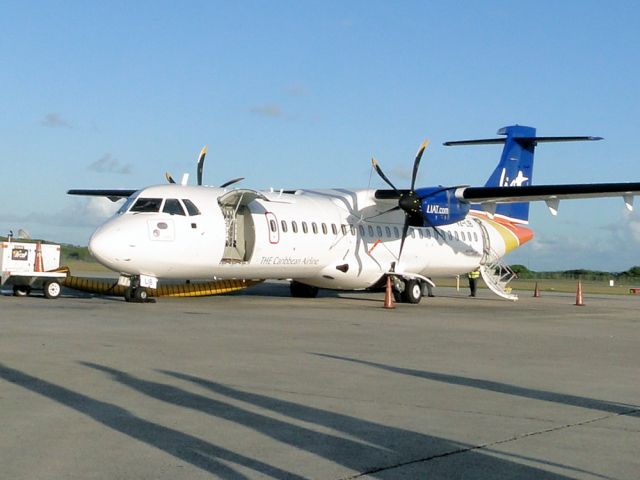 Aerospatiale ATR-42-300 (V2-LIB)