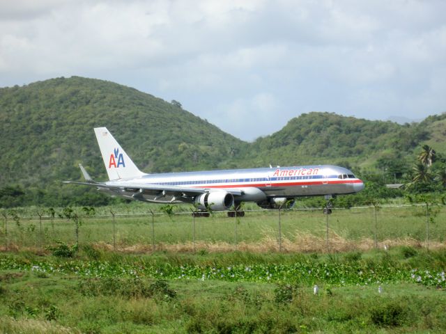 Boeing 757-200 (N631AA)