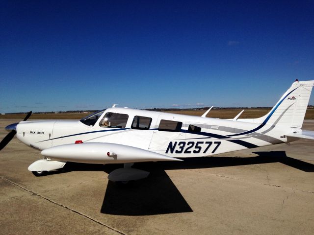 Piper Saratoga (N32577)