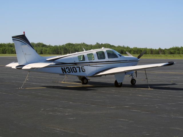 Beechcraft Bonanza (36) (N31075)