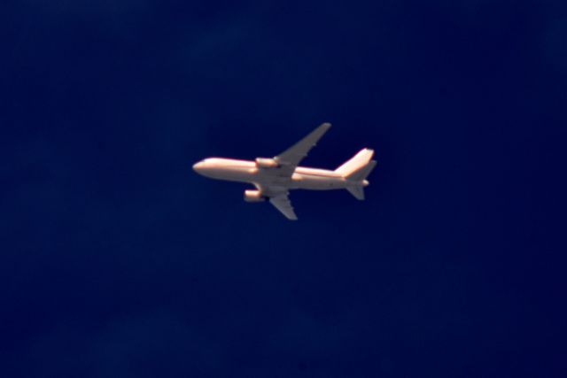 BOEING 767-200 (N767MW) - Atlas Air 7559 Montreal-Trudeau to John Glenn Columbus International Airport west of Cleveland 36,000 ft. 07.26.16.