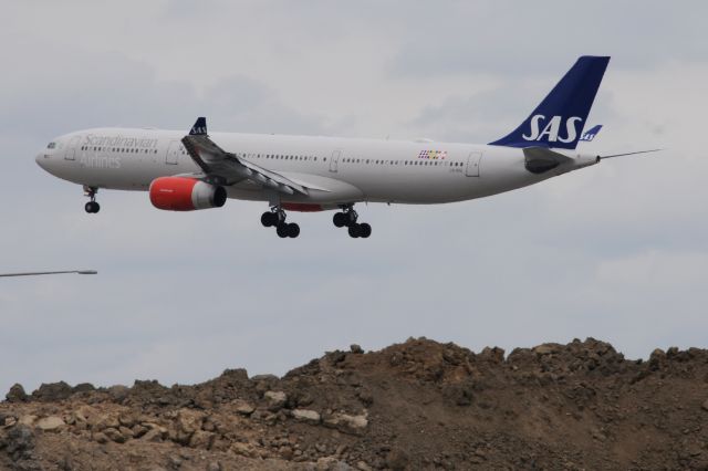 Airbus A330-300 (LN-RKO)