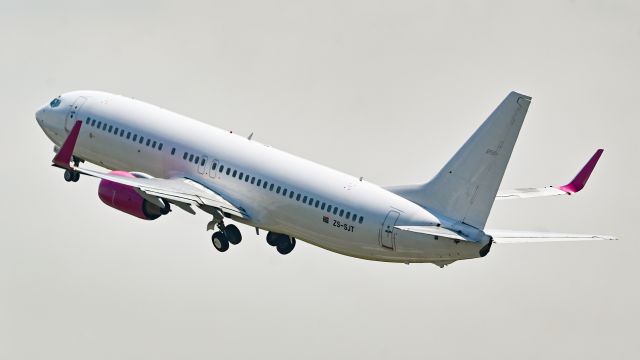 Boeing 737-800 (ZS-SJT)