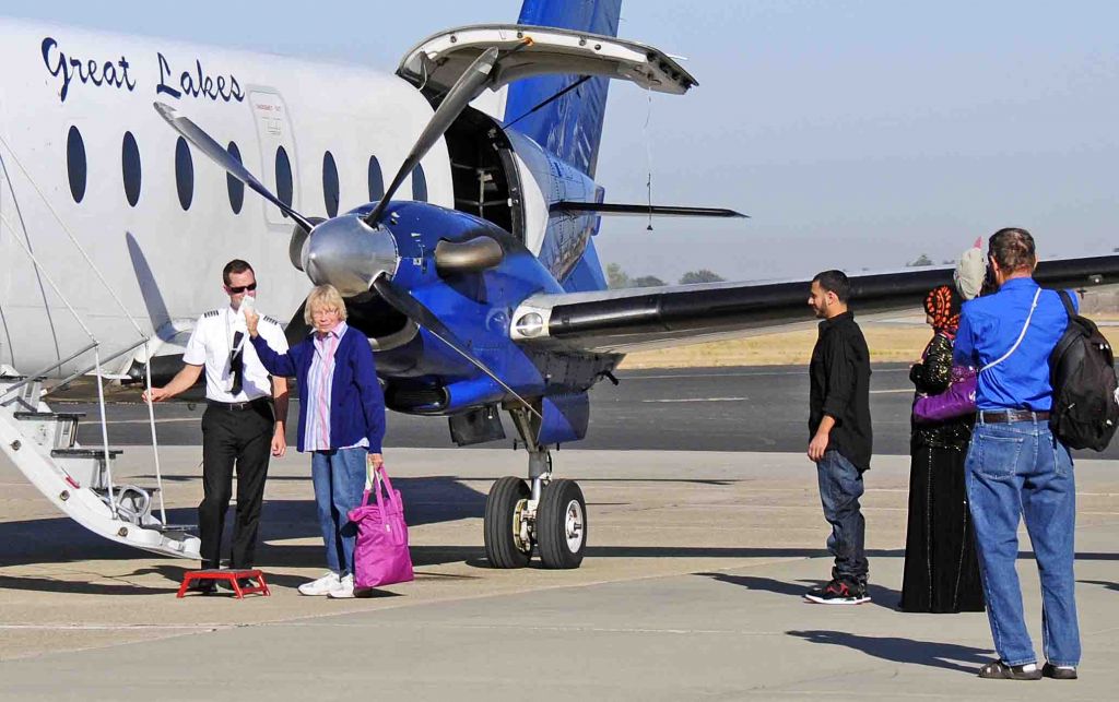 Beechcraft 1900 (N165YV) - First Officers dont get any respect.