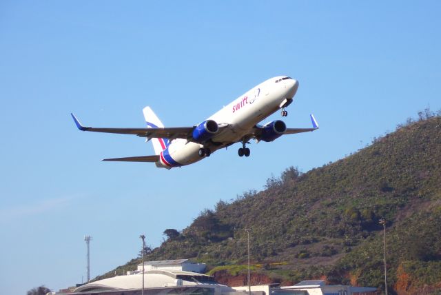Boeing 737-800 (EC-NXV)