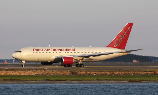 BOEING 767-200 (N225AX) - Operating for Aer Lingus flight to Shannon.