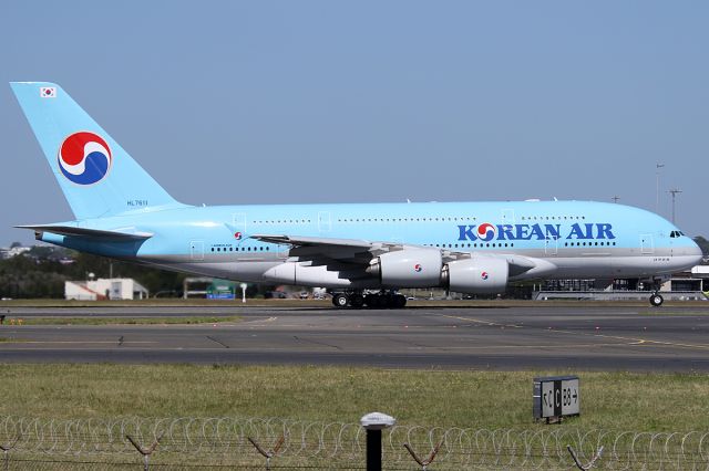 Airbus A380-800 (HL7611) - taken from "Sheps Mound" viewing area on 3 December 2018
