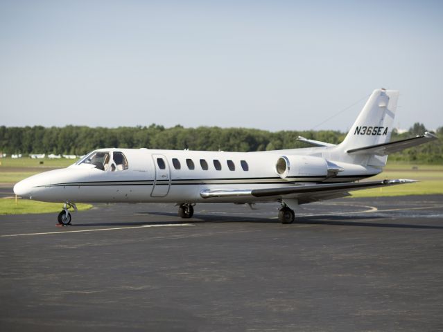 Cessna Citation V (VTE365) - This fine Citation V is available for charter in the Northeast from CFM Corporate Flight Management. ARG/US Platinum.