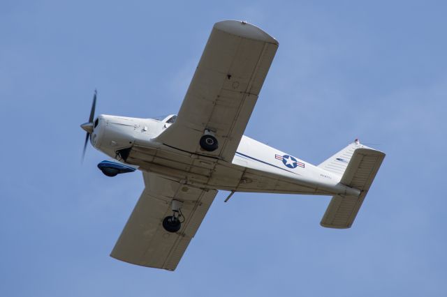 Piper Cherokee (N1677J)