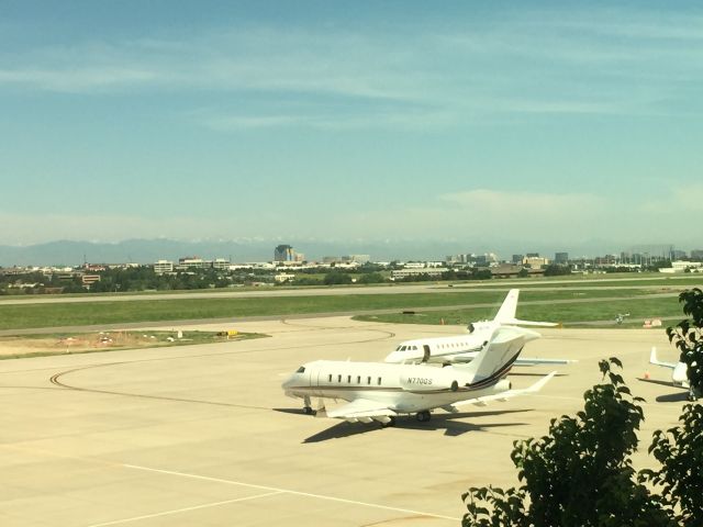 Canadair Challenger 350 (N770QS) - Challenger 350