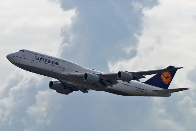 BOEING 747-8 (D-ABYO)