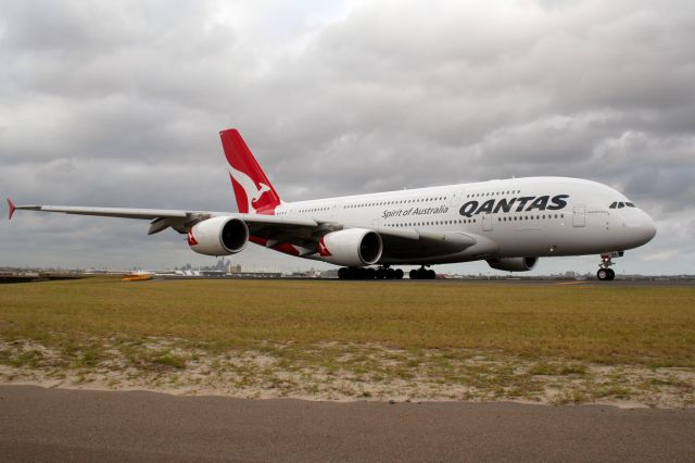 Airbus A380-800 (VH-OQA)