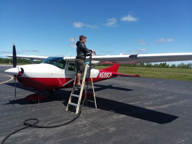 Cessna Skylane (N599CP)