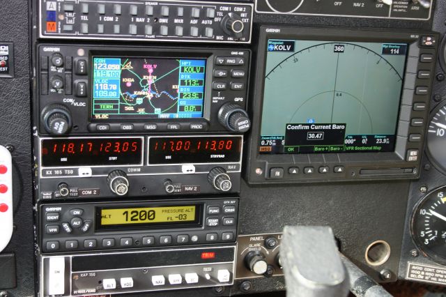 Mooney M-20 (N36CE) - Right panel