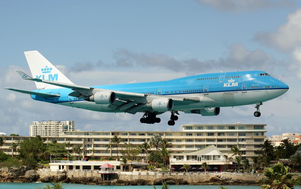 Boeing 747-400 (PH-BFL)