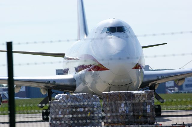 Boeing 747-200 (N747CK) - taxi to stand 908