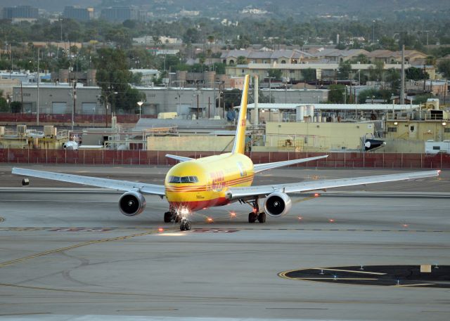 BOEING 767-200 (N659GT)