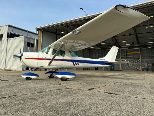 Cessna Commuter (N5593G)