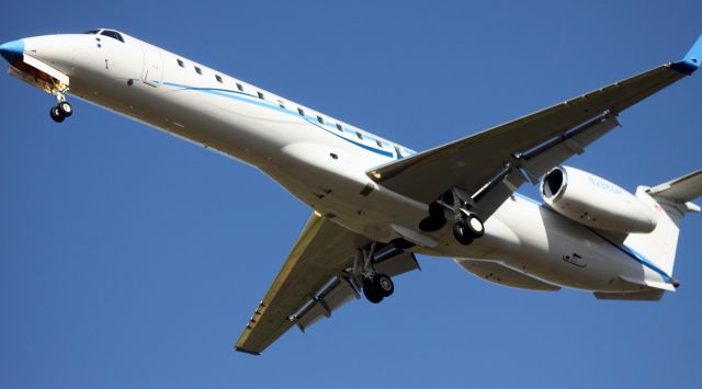 Embraer EMB-145XR (N286DP) - Landing 30L, Intel Corp Air Shuttle