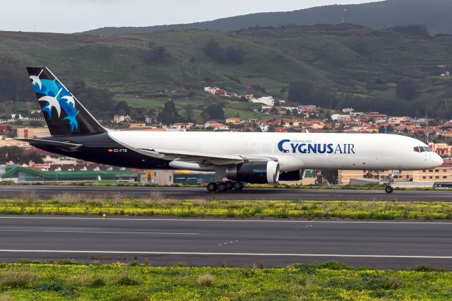 Boeing 757-200 (EC-FTR)