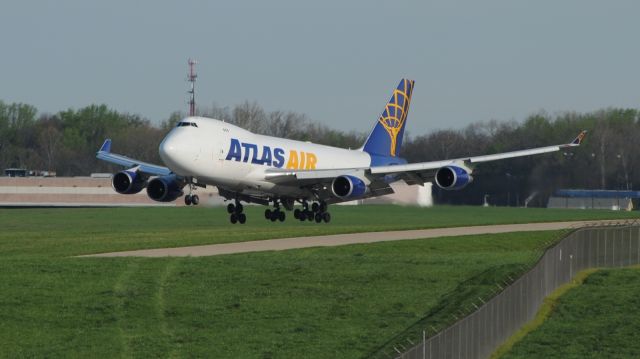 Boeing 747-400 (N493MC) - Flying for Polar Air Cargo as PAC948