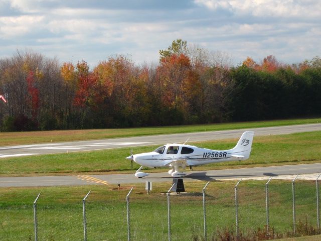 Cirrus SR-22 (N256SR)