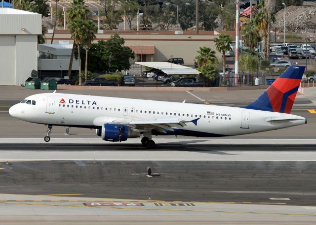 Airbus A320 (N340NW)