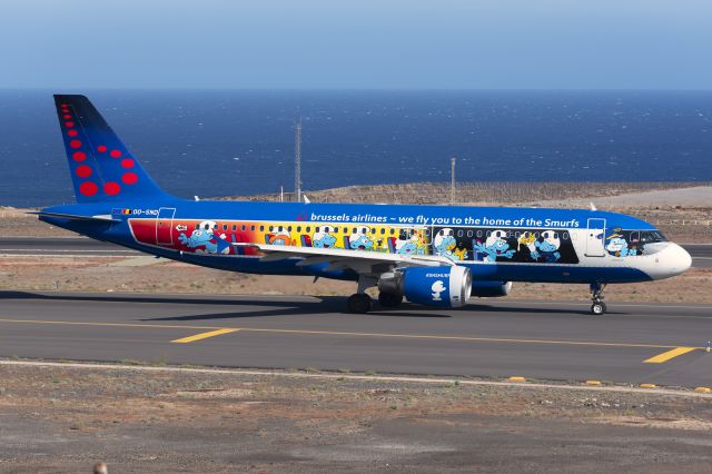 Airbus A320 (OO-SND) - Tenerife Surbr /05 JUN 2021