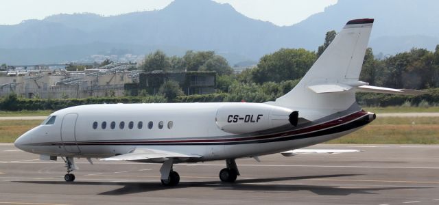 Dassault Falcon 2000 (CS-DLF)