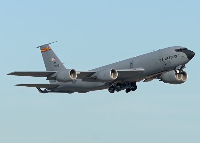 Boeing C-135FR Stratotanker (63-8036)