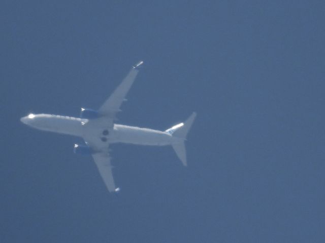 Boeing 737-800 (N87513) - UAL2111br /EWR-SNAbr /06/20/22
