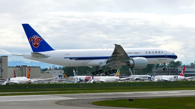 Boeing 777-200 (B-20EN) - BOE29 on short final to Rwy 16R for a touch-n-go landing during a FCF flight on 5.12.20. (B777-F1B / ln 1650 / cn 65422).