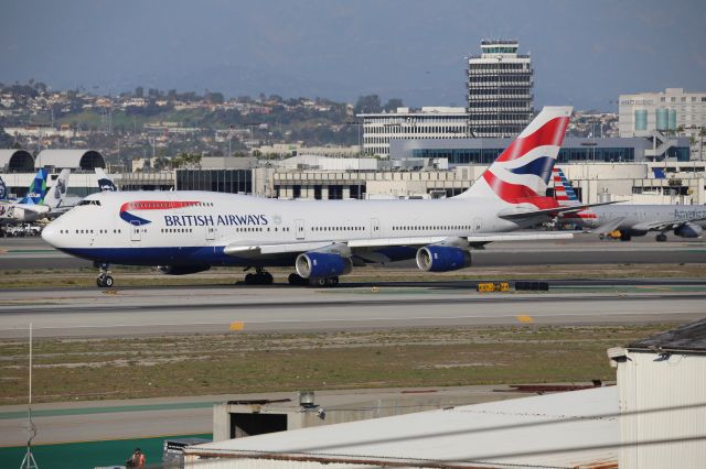 Boeing 747-400 (G-CIVF)