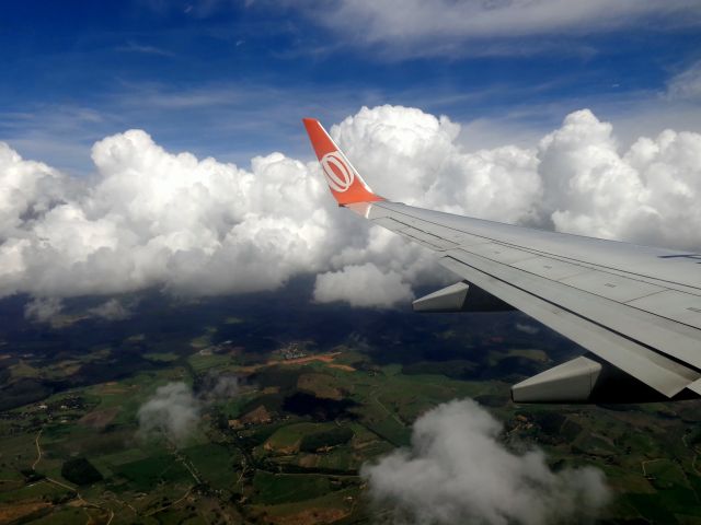 Boeing 737-700 (PR-GEH)