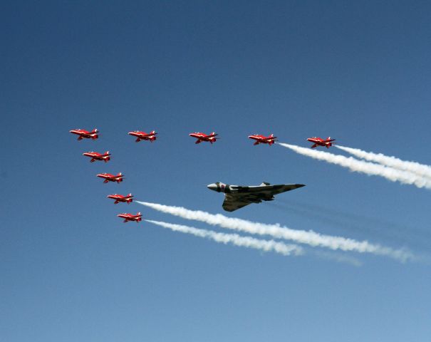 XH558 — - RAF Fairford 2015 Red Arrows with the Vulcan.