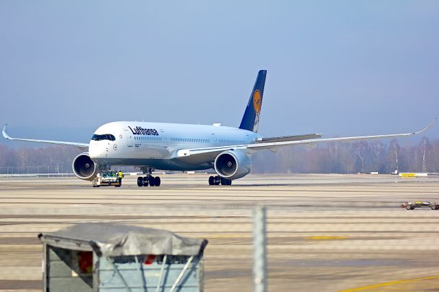 Airbus A350-900 (D-AIXA)