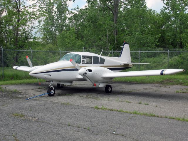 Piper Apache (N4130P)