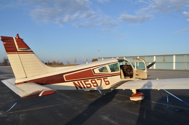 Piper Cherokee (N15975)