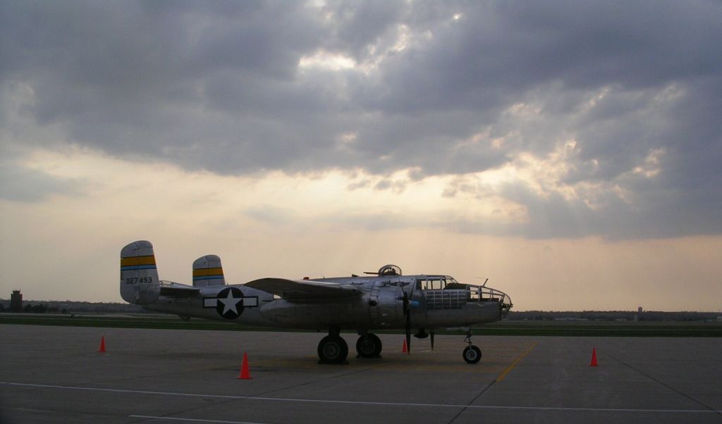 North American TB-25 Mitchell (32-7493) - Confederate AF B25 in LNK for the Doolittle Raiders reunion. 4-13-11