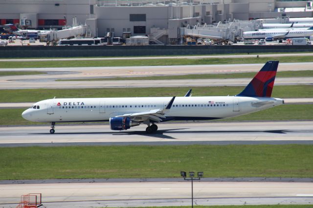 Airbus A321 (N110DX) - Flight 1682 from JAX (May 13th, 2021) 