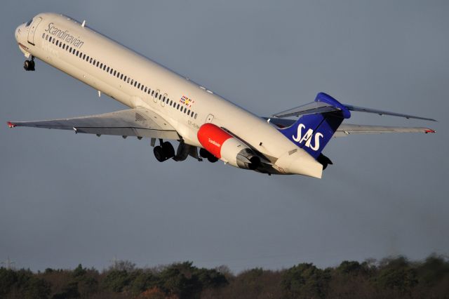 McDonnell Douglas MD-82 (OY-KHM)