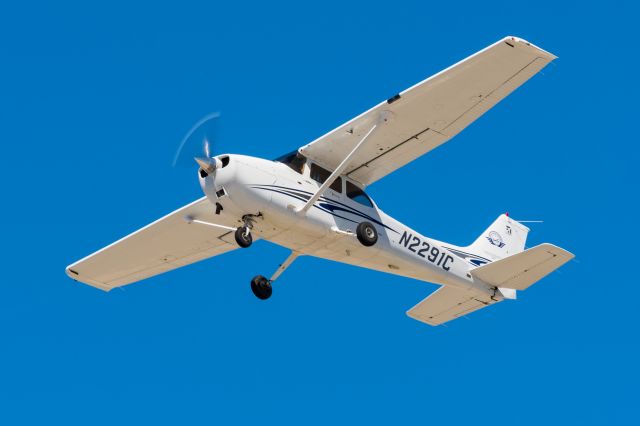 Cessna Skyhawk (N2291C)